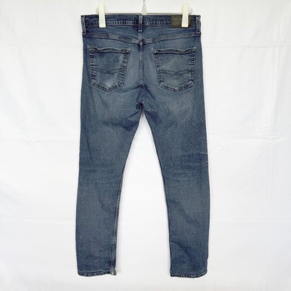 Levi's Signature Regular Taper Blue Denim Jeans - Picture 2 of 7